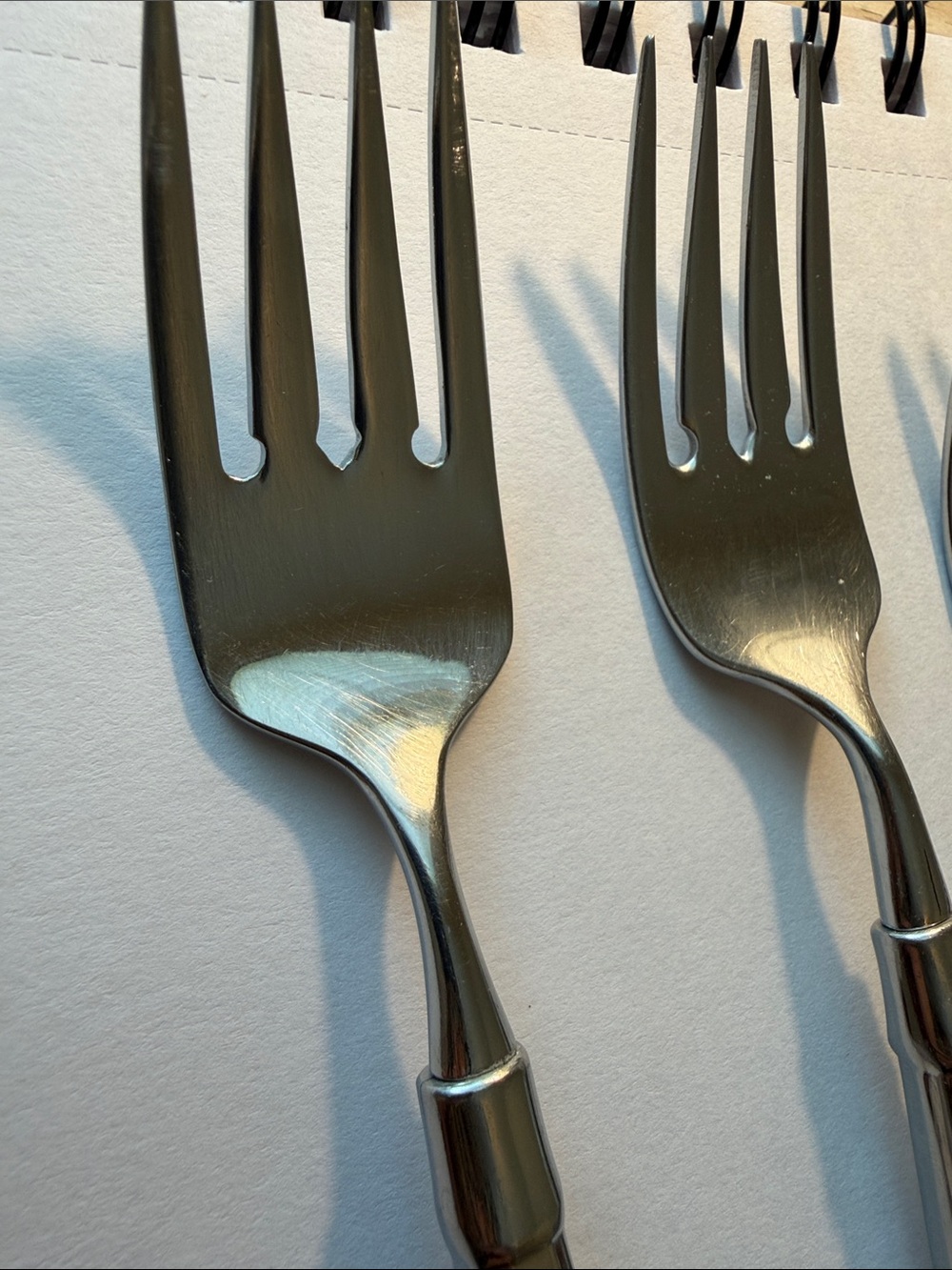 Oneida Act Stainless Flatware salad Forks Lot Of 4 Cube Mark glossy - Picture 3 of 8